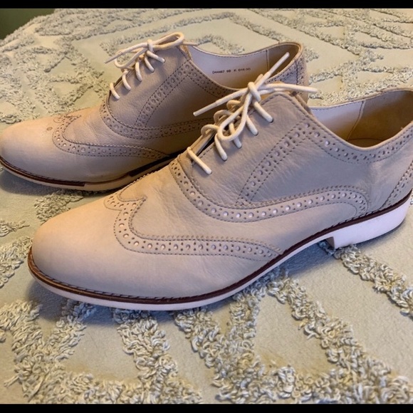 Cole Haan Shoes - 🤎COLE HAAN Nude/Blush Oxfords